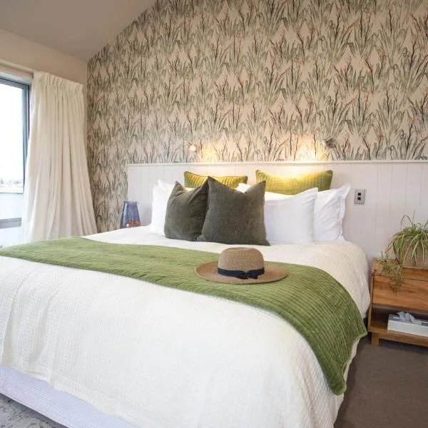 Dunluce Boutique B&B, hotel in Te Anau
