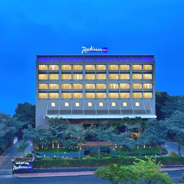 Radisson Blu Bengaluru Outer Ring Road, отель в Бангалоре