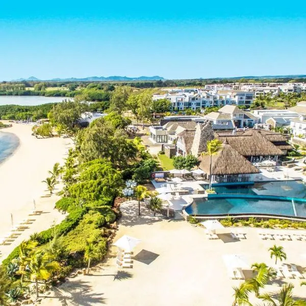 Radisson Blu Azuri Resort & Spa, hotel v destinaci Roches Noires