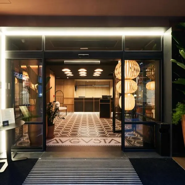 Aparthotel Augusta, hotel v destinaci Barcelona