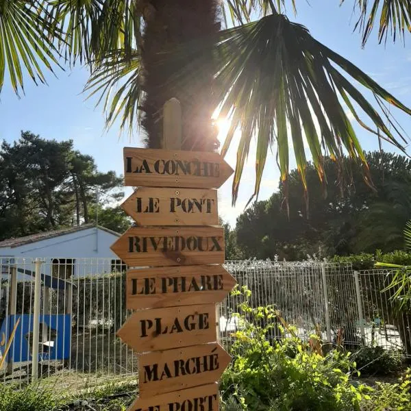 Camping 3 étoiles Les Fougères – hotel w mieście Rivedoux-Plage