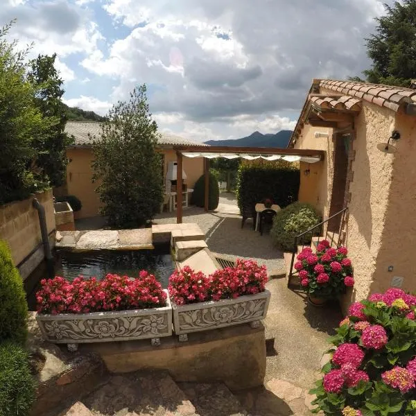 Apartamento con jardín, barbacoa y piscina en pleno Montseny Mas Romeu Turisme Rural、アルブシエスのホテル