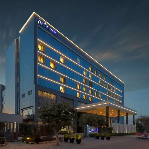 Radisson Blu Faridabad, hotel v destinaci Faridabad