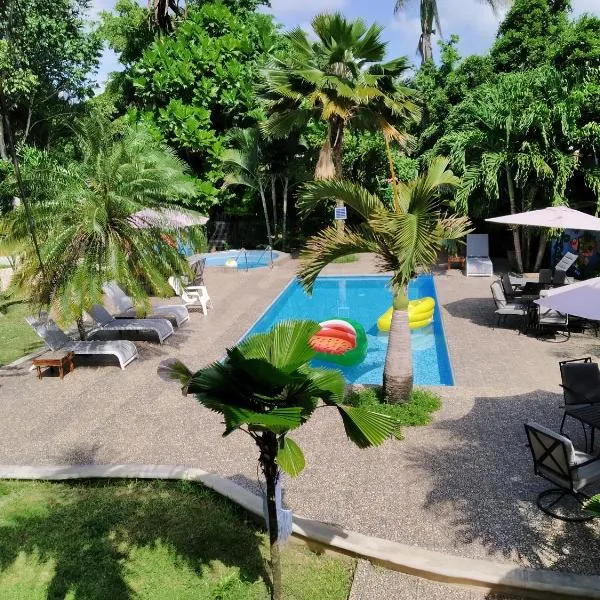 Hotel Henry Bacalar, hotel v destinaci Bacalar