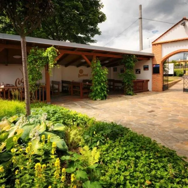 Hotel Restaurant Na Statku, hotel a Náměšť nad Oslavou