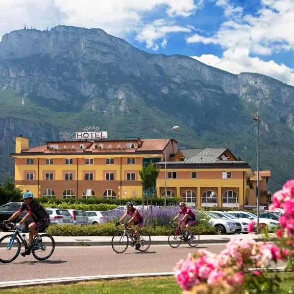 Sartori's Hotel – hotel w mieście Cembra