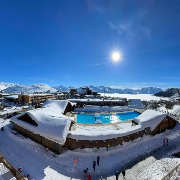 Superbe Studio avec vue exceptionnelle, hotel em Alpe-d'Huez