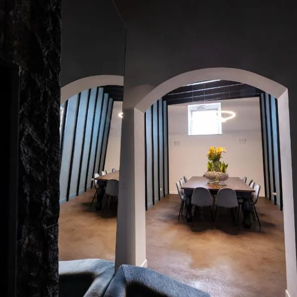 Riflessi Acireale Palace Suites, hotel v destinaci Acireale
