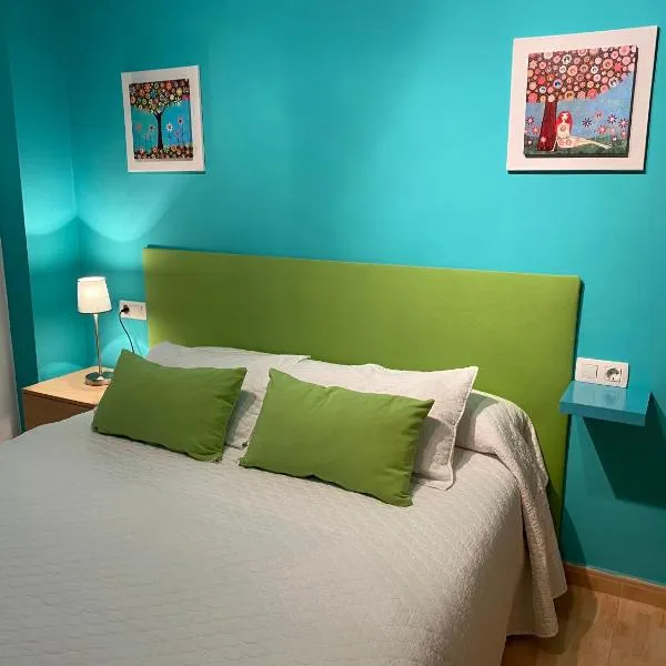 Apartamentos Alcañiz, Ana, hotel v destinaci Alcañiz