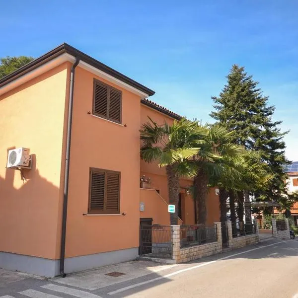 Lili, hôtel à Novigrad