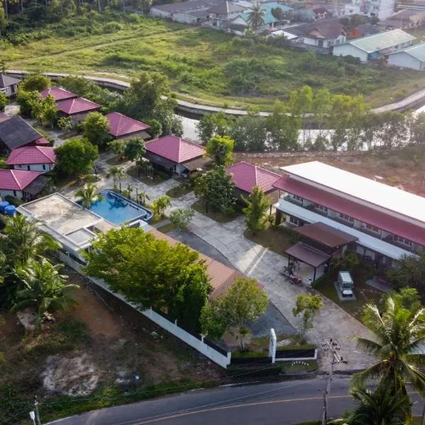 Nature Line Resort, hotel in Khanom