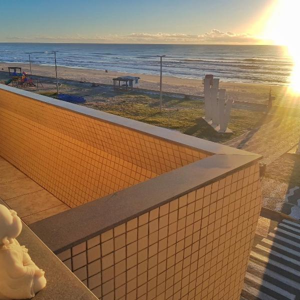 Incrível Sacada à Beira Mar APTO 3Q