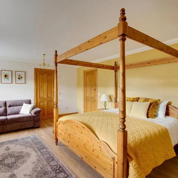 Home Farm B&B - Sunflower Room, hotel v destinaci Forfar