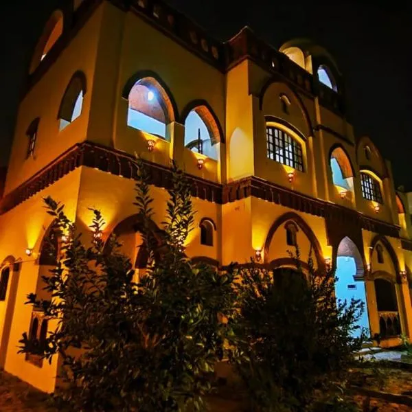 Tasneem Palace, hotel v destinaci Luxor