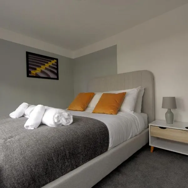 Donington Cottage Apt 5, hotel in Castle Donington