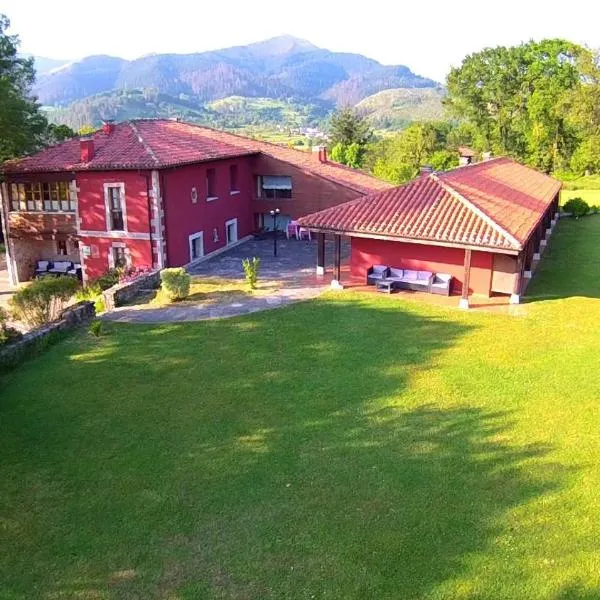 Hotel Rural Coviella, hotel in Robledo