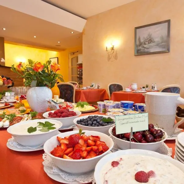 Engelhard Das Landhotel Garni, hotel v destinaci Kirchheim am Ries