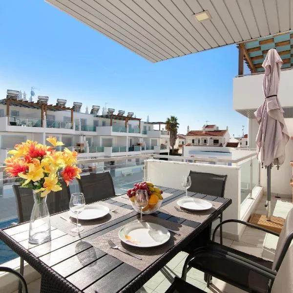 Numar Residence Villa X, khách sạn ở Manta Rota