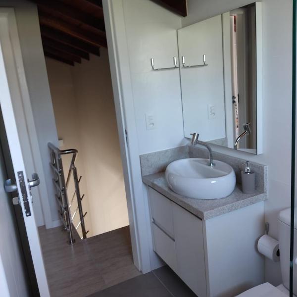 Casa em Condomínio com piscina - Ponta das Canas - Foto 3