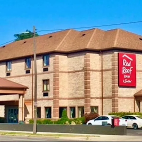 Red Roof Inn & Suites Detroit - Melvindale/Dearborn, viešbutis mieste Melvindale