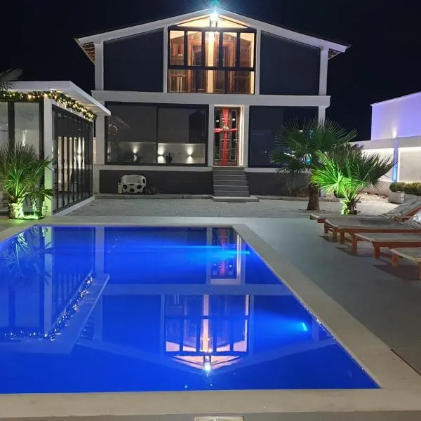 Isea Wood Villa, hotel in Rrushkull