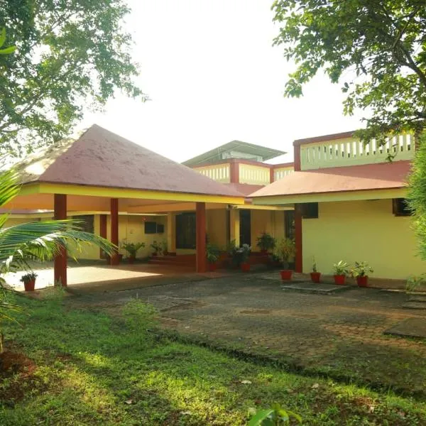 KTDC Tamarind, hotel in Tirūrangādi