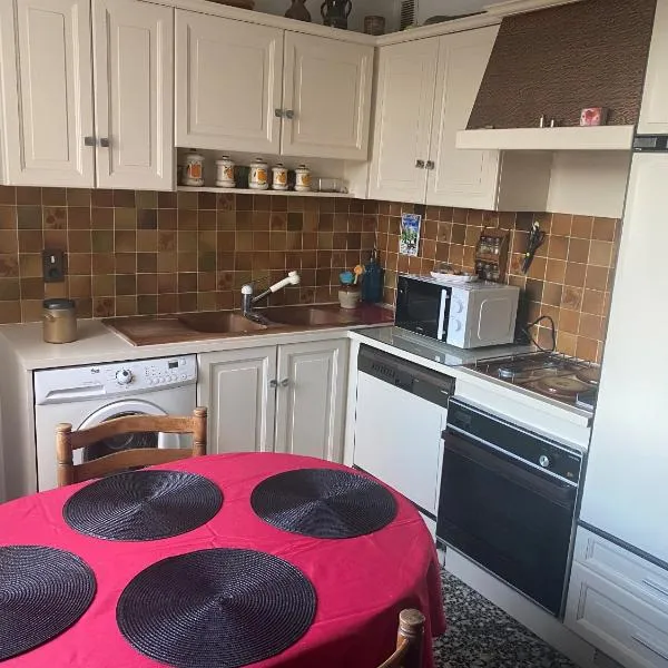 LE CHOUKI, hotel i Annecy