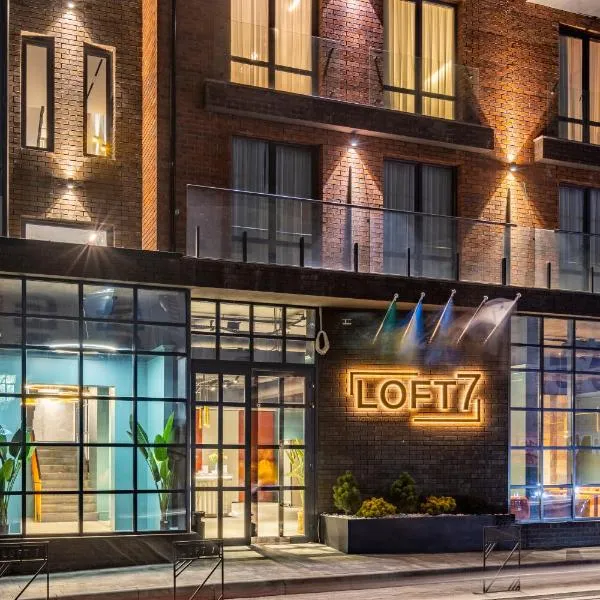Loft7, hotel ve Lvově