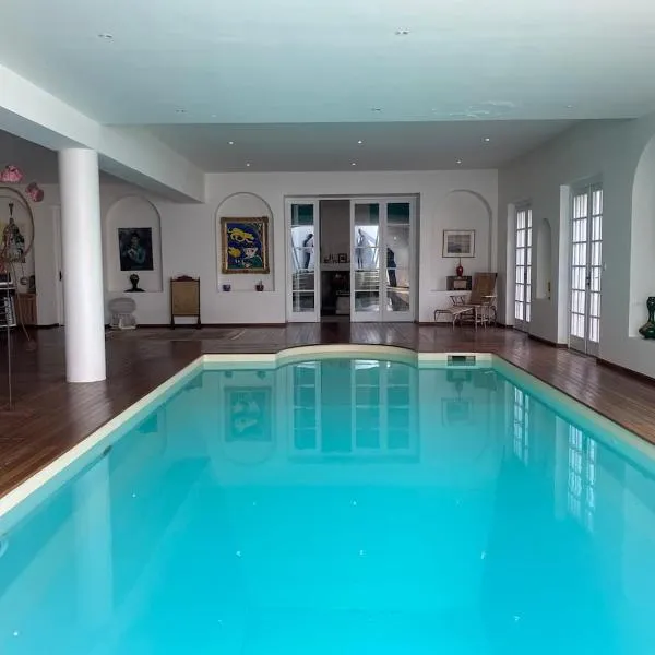 La chambre des vignerons, hotel em Montreuil-aux-Lions