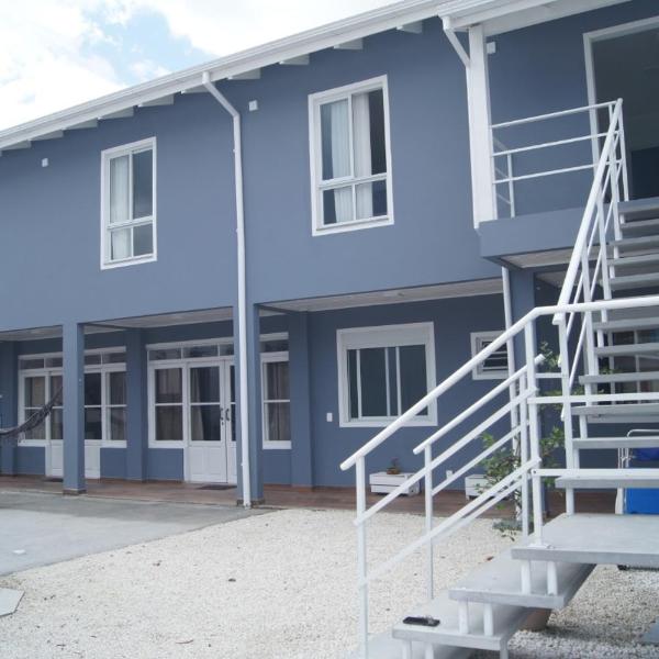 Casa com 2 quartos à 200 m da da praia c/ churrasqueira