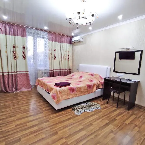 Квартира в центре Бендер, hotel in Bender