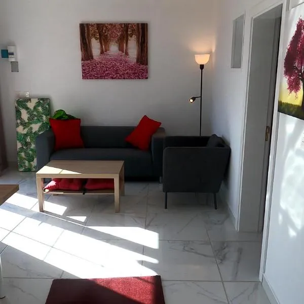 Rosa eden, hotel La Asomadában