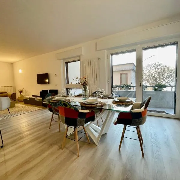 San Martino Lake View Apartment, hotel in Ispra