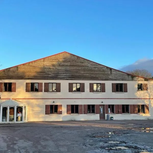 Gîte du centre equestre du val d'or, hotel Fontaine-sur-Ay városában