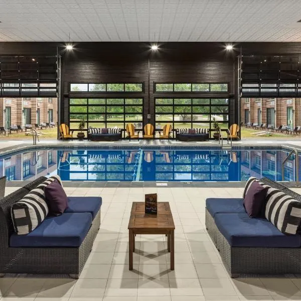 תמונה של מלון  The Highlander Hotel