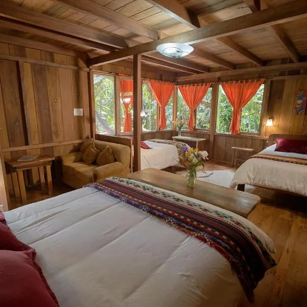 Casa Divina Eco Lodge, hotel v destinaci Mindo