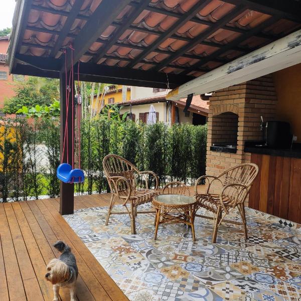Linda casa de condomínio em Boiçucanga