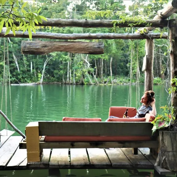 El Hotelito Perdido, hotel di Rio Dulce