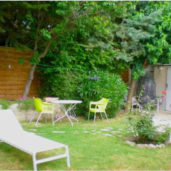 clos coutin, hotel in Gréoux-les-Bains