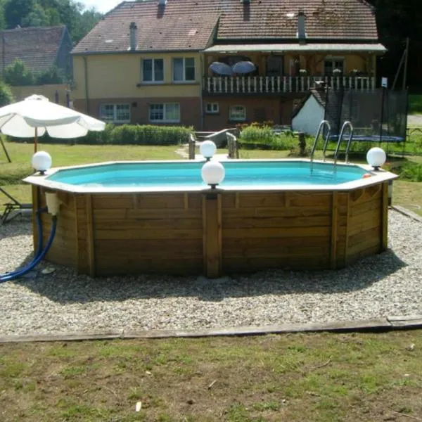 LA PARENTHÈSE AU PAYS DU VERT, hotel in Meisenthal