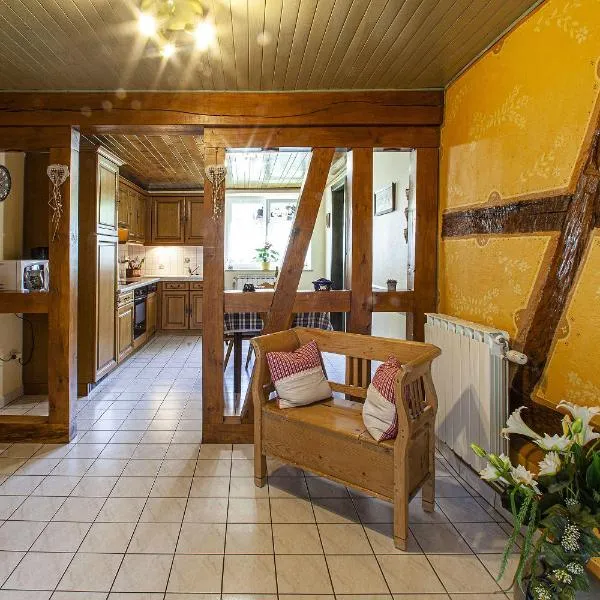 Gîte La Glycine, hotel u gradu 'Cosswiller'