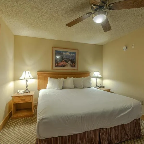 Grand Lodge Condo in the Heart of Mt Crested Butte condo, hotel v destinaci Crested Butte