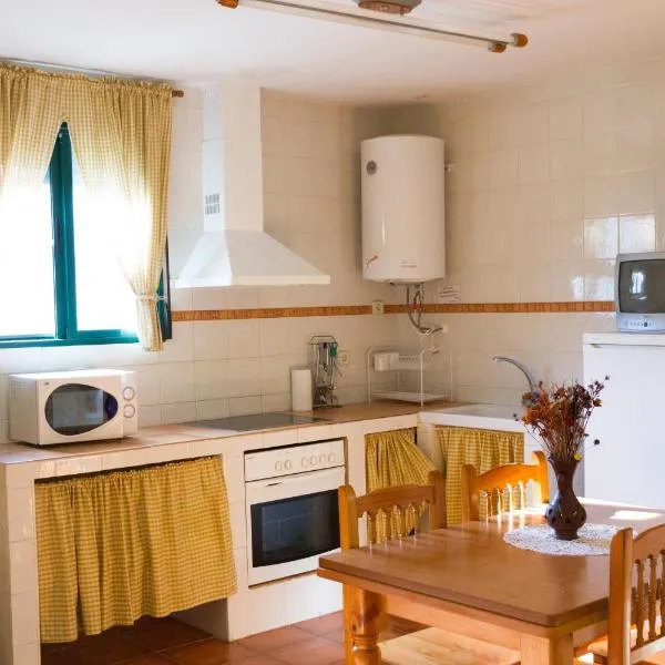 Apartamentos Rurales Mayorazgo, hótel í Cañete