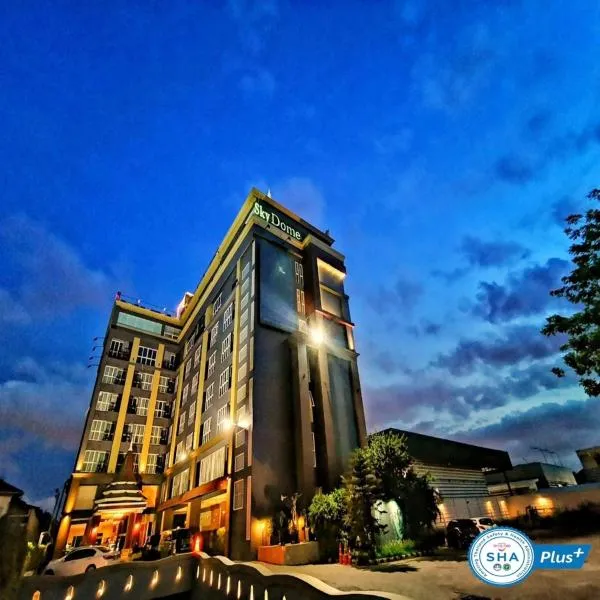 Sky dome resotel, hotel in Lam Luk Ka