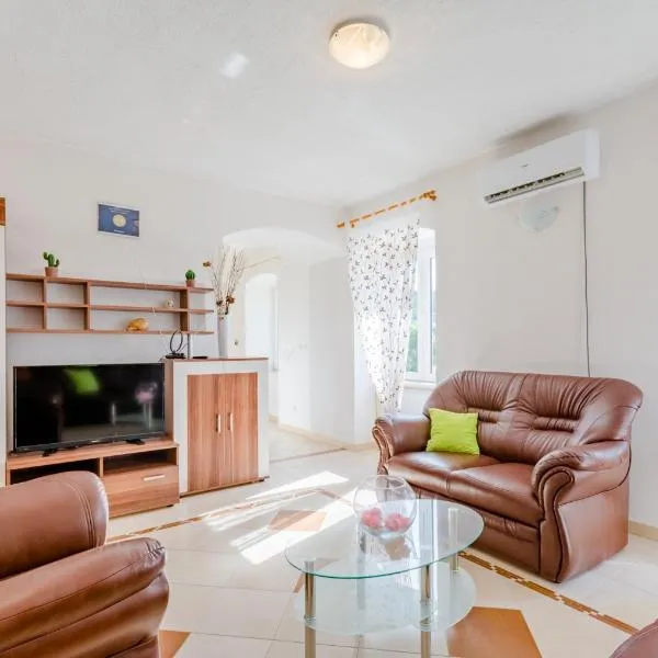 Apartment Magdalena, hotel v destinaci Nerežišće