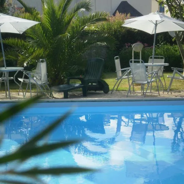 Les Bains de Mer Riviera Bretonne – hotel w mieście Bénodet