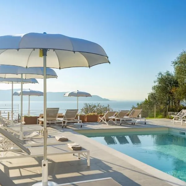 Relais Zenner, hotel u gradu 'Toscolano Maderno'