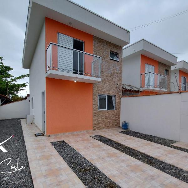 Casa a poucos metros da praia