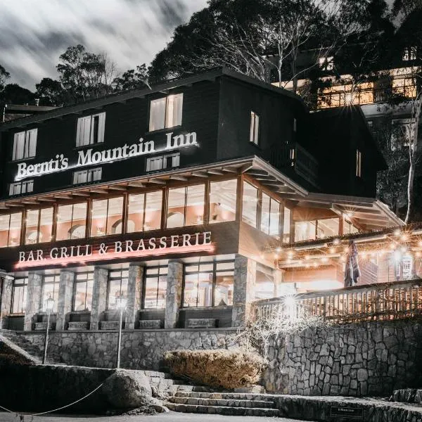 Bernti's Mountain Inn, hotell i Thredbo