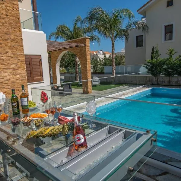Ayia Napa Ionion Seaside Villa، فندق في أيا نابا